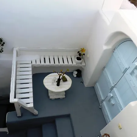 Christina's Cave House