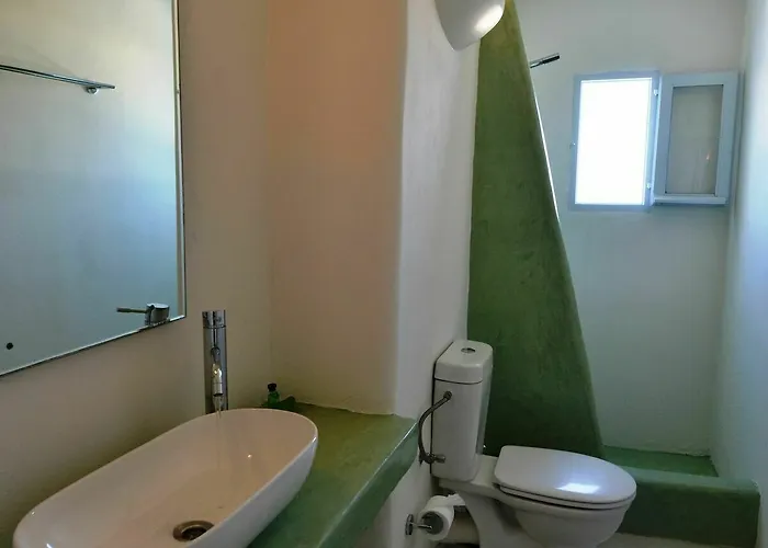 Christina's Cave House Holiday home