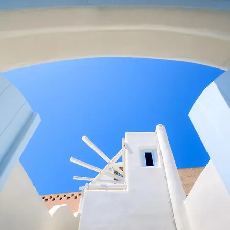 Christina's Cave House Fira (Santorini)