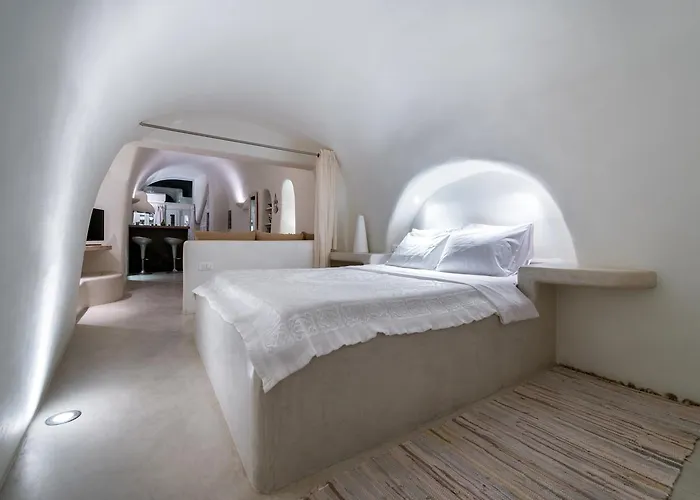 Christina's Cave House