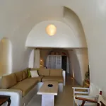 Christina's Cave House Φηρά