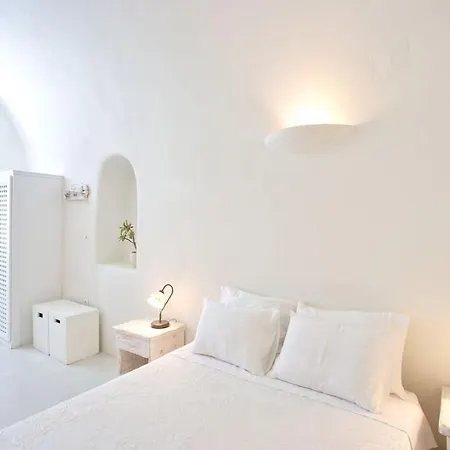 Christina's Cave House * 산토리니