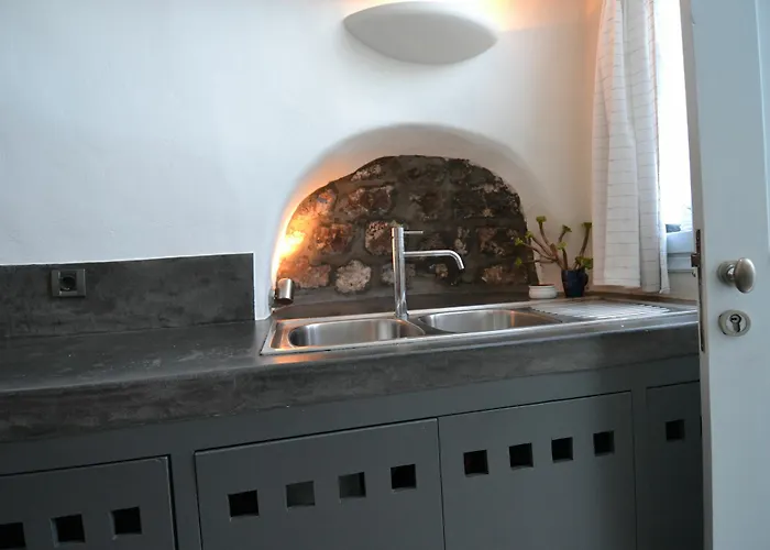 Christina's Cave House 펜션 산토리니